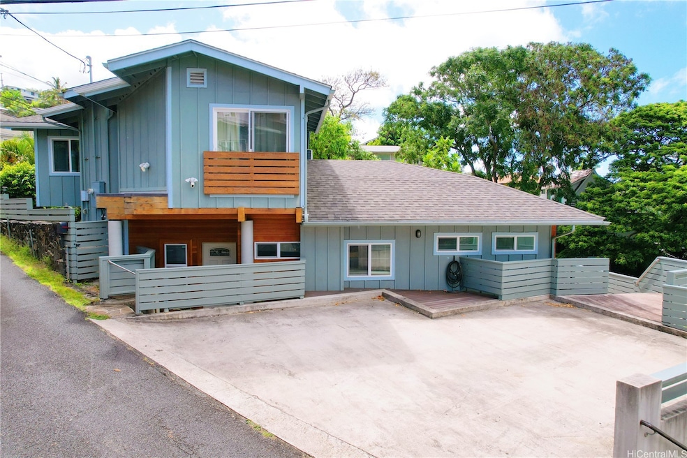 For Sale $1,899,000 • Co-Listing Agent