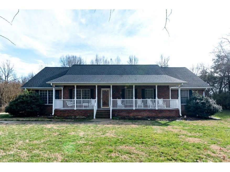 Brick Ranch on 4 Acres