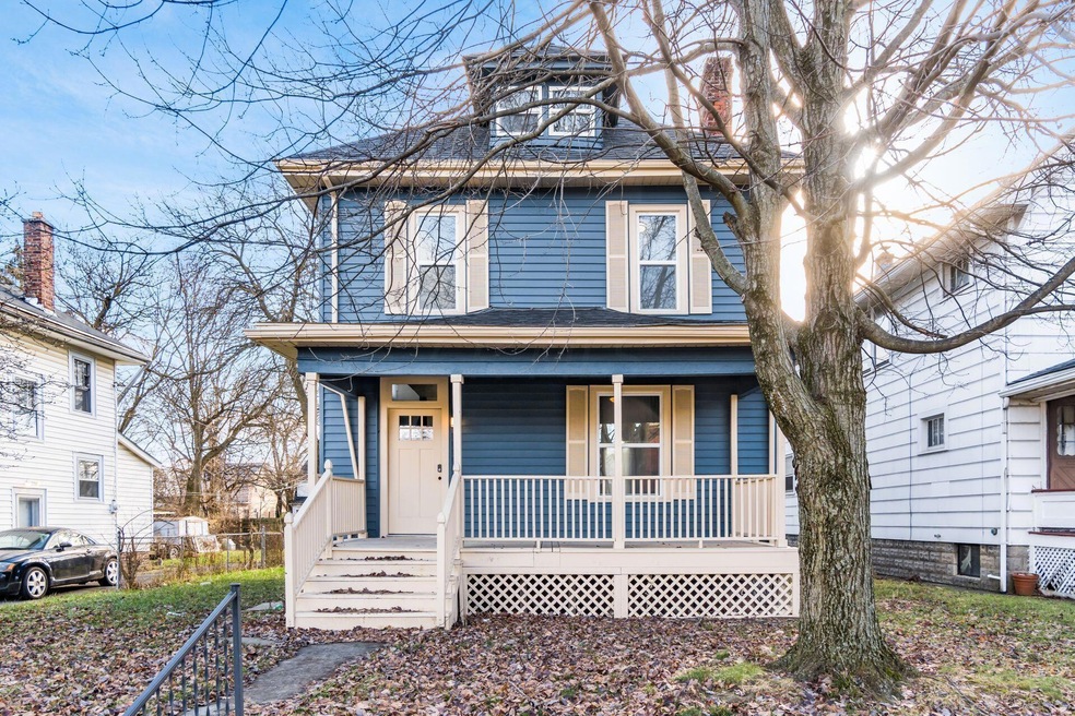 001_ - 1931 Fairmont Av - 003