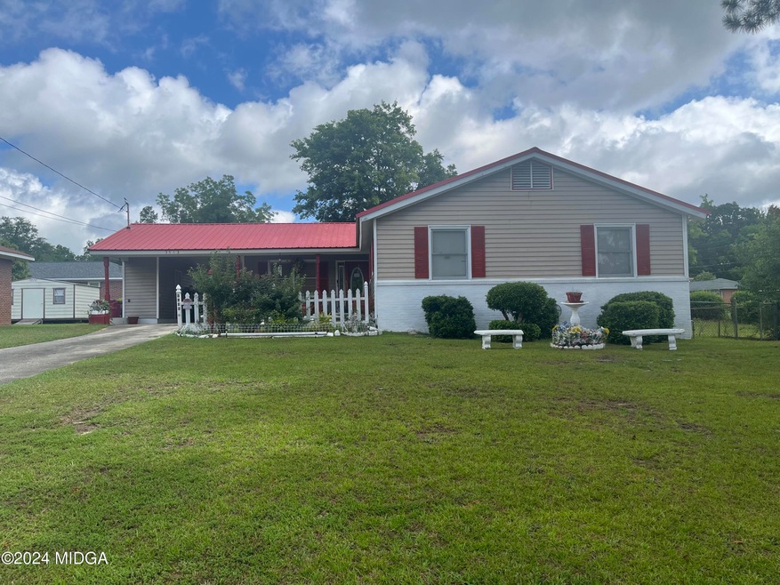 3713 Greenbriar Rd E, Macon, GA 31204 - photo 1