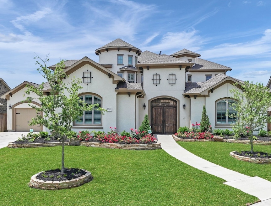 Welcome to this beautiful home located on a quiet culdesac street.