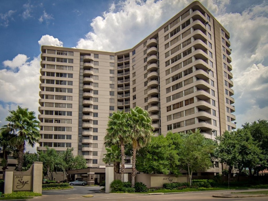 Sage Condominiums unit 1014, Houston, TX 77056 - photo 1