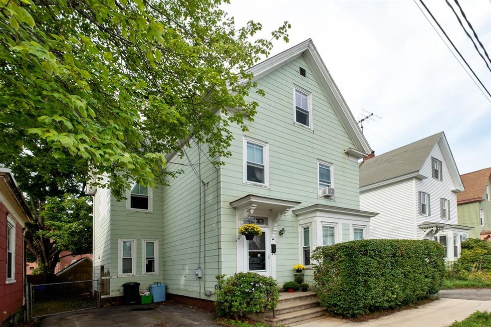 82 Cass St, Portsmouth, NH 03801 - photo 1
