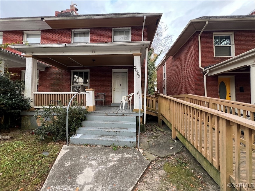 View of front of house with a porch