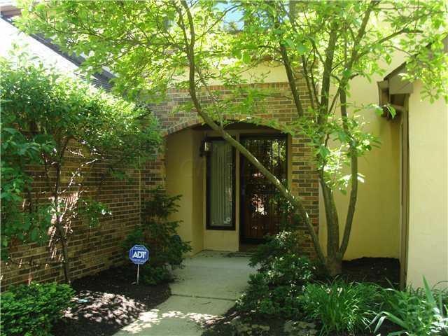 5771 Bastille Place unit 54, Columbus, OH 43213 - photo 1