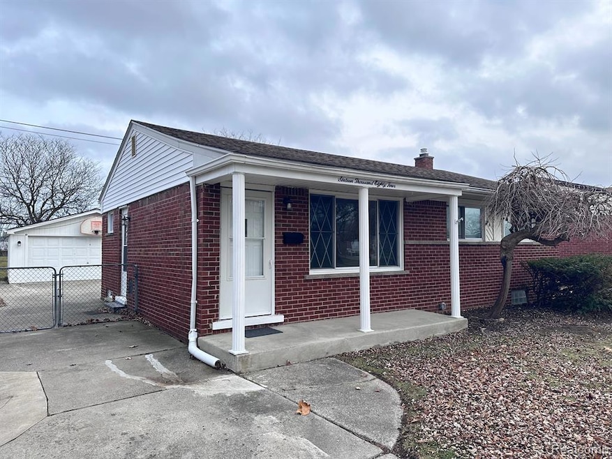 16084 Flanagan St, Roseville, MI 48066 - photo 1