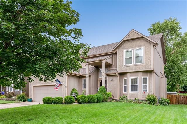 21324 W 58th St, Shawnee, KS 66218 - photo 1