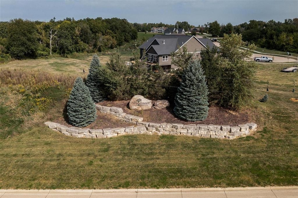 5220 Shadowood Ln SW  