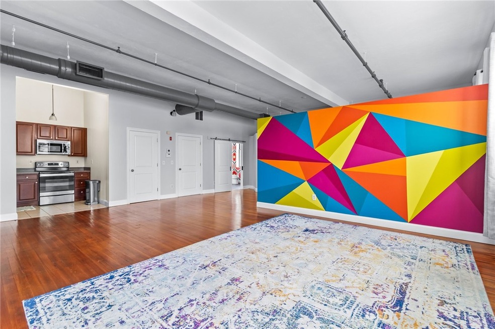 775 Potters Ave unit 12, Providence, RI 02907 - photo 1