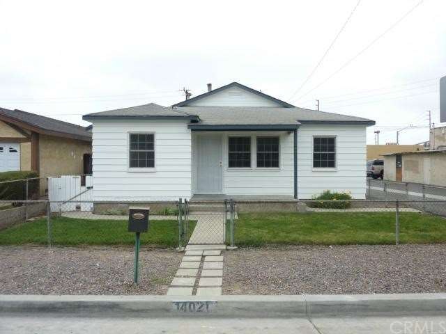 Close to three freeways for commuting!