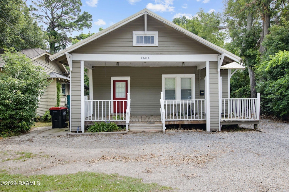 1-web-or-mls-1604 W University Ave-1