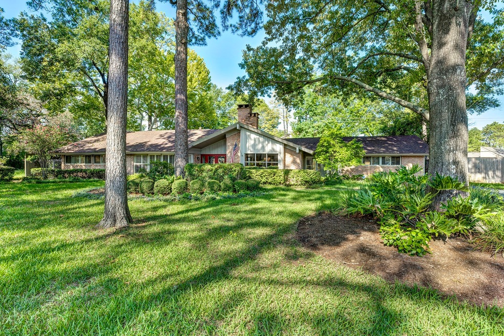 4 Legend Ln, Houston, TX 77024 - photo 1