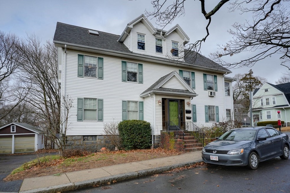 21 Bourne St unit 2, Jamaica Plain, MA 02130 - photo 1