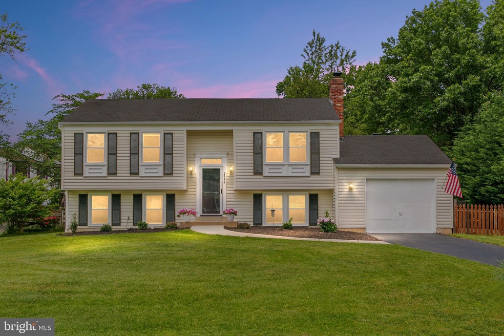 2602 Armada St, Herndon, VA 20171 - photo 1