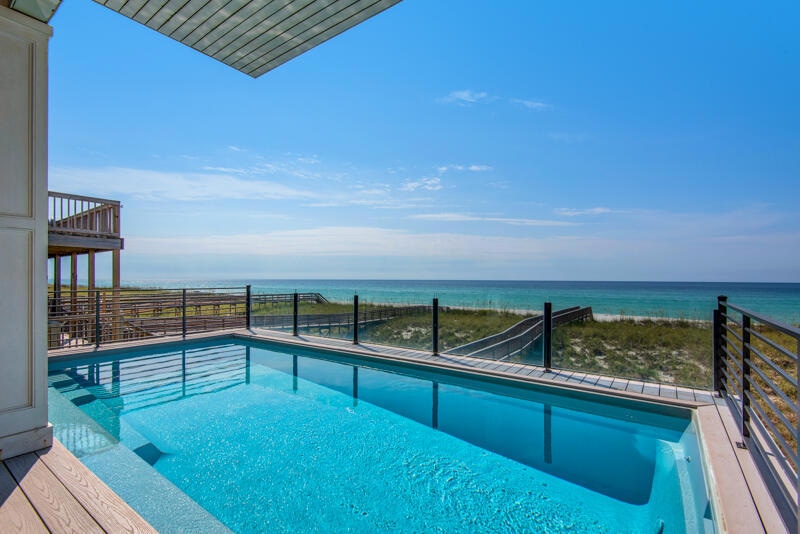 7797 Gulf Blvd, Navarre, FL 32566 - photo 1