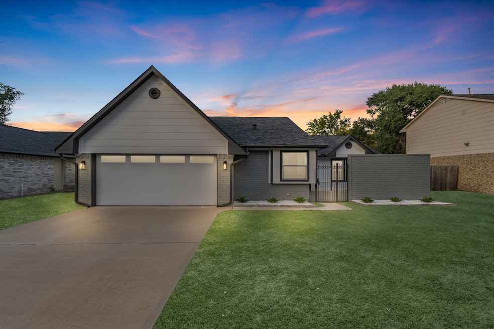 15414 Swan Creek Dr, Houston, TX 77095 - photo 1