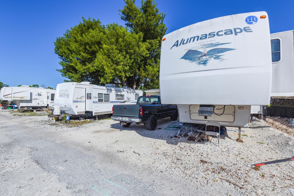 001-Lot48BreezyPines-BigPineKey-FL-33043