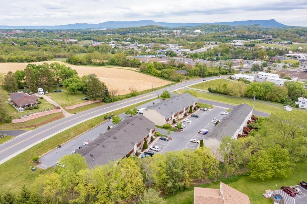 2445 Mosby Ct unit 14, Harrisonburg, VA 22801 - photo 1