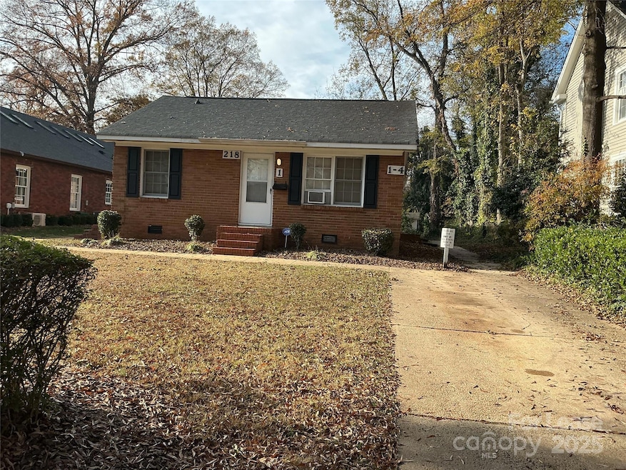 218 Grandin Rd unit 2, Charlotte, NC 28208 - photo 1