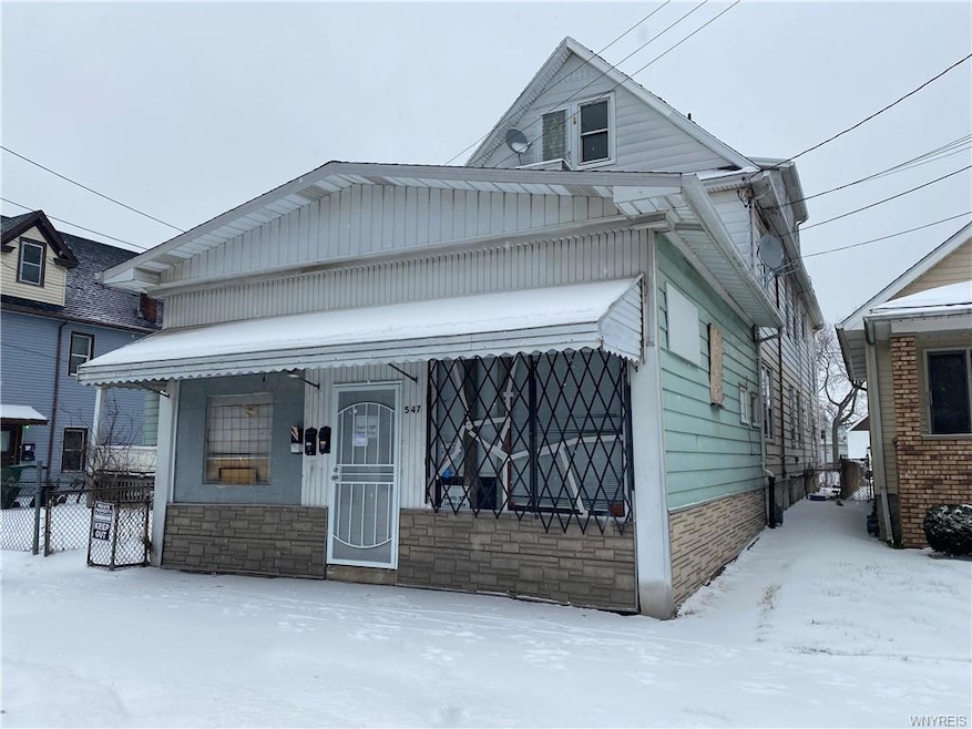 547 19th St, Niagara Falls, NY 14301 - photo 1