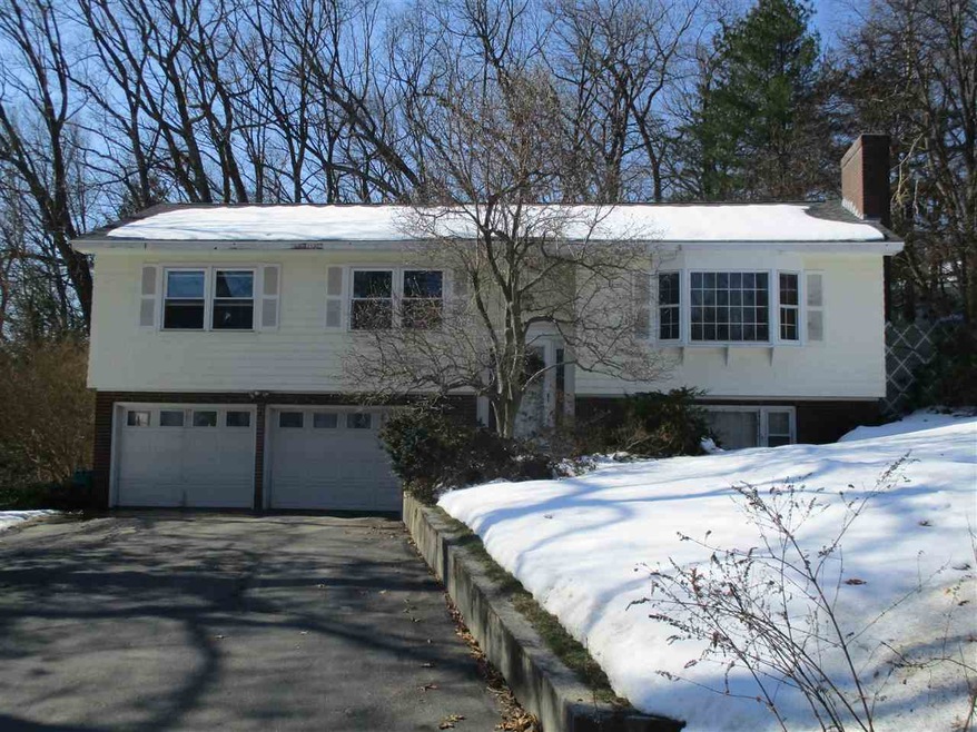 106 Fawn Ln, Nashua, NH 03064 - photo 1