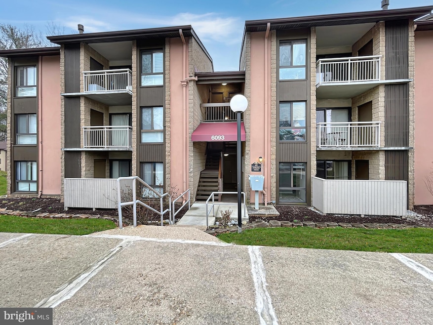 6093 Majors Ln, Columbia, MD 21045 - photo 1