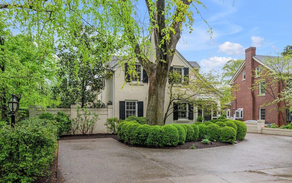 951 Cooper Dr, Lexington, KY 40502 - photo 1