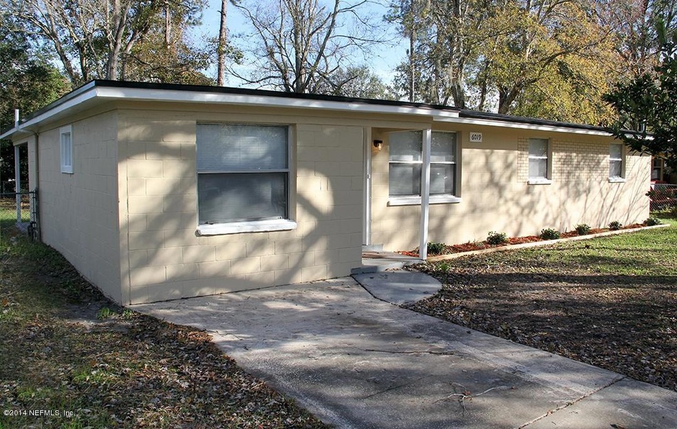 6019 Verdes Rd, Jacksonville, FL 32244 - photo 1