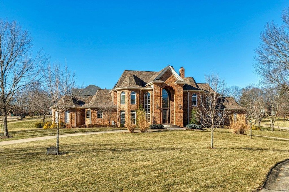 Welcome to this gorgeous 1 acre  property in Town and Country!