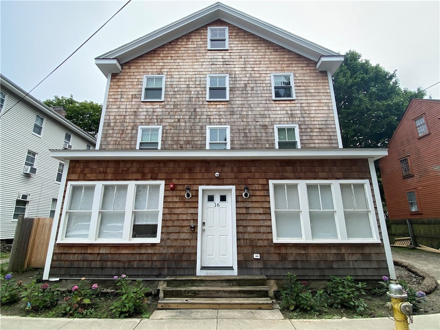 16 Brinley St unit 2, Newport, RI 02840 - photo 1