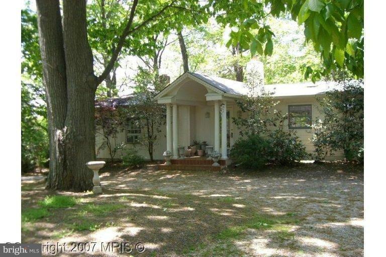 8325 Rocky Springs Rd, Frederick, MD 21702 - photo 1