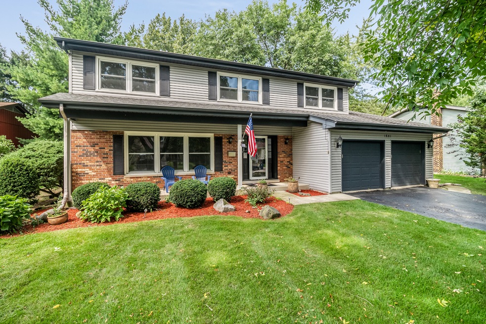 1641 Redpoll Ct, Naperville, IL 60565 - photo 1