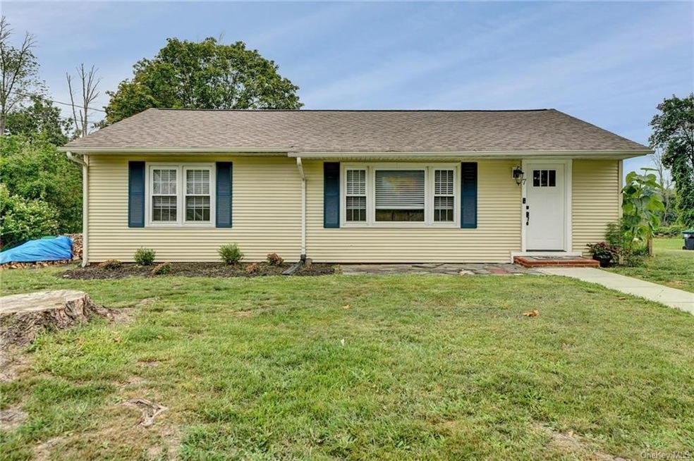 7 Hob St, Newburgh, NY 12550 - photo 1