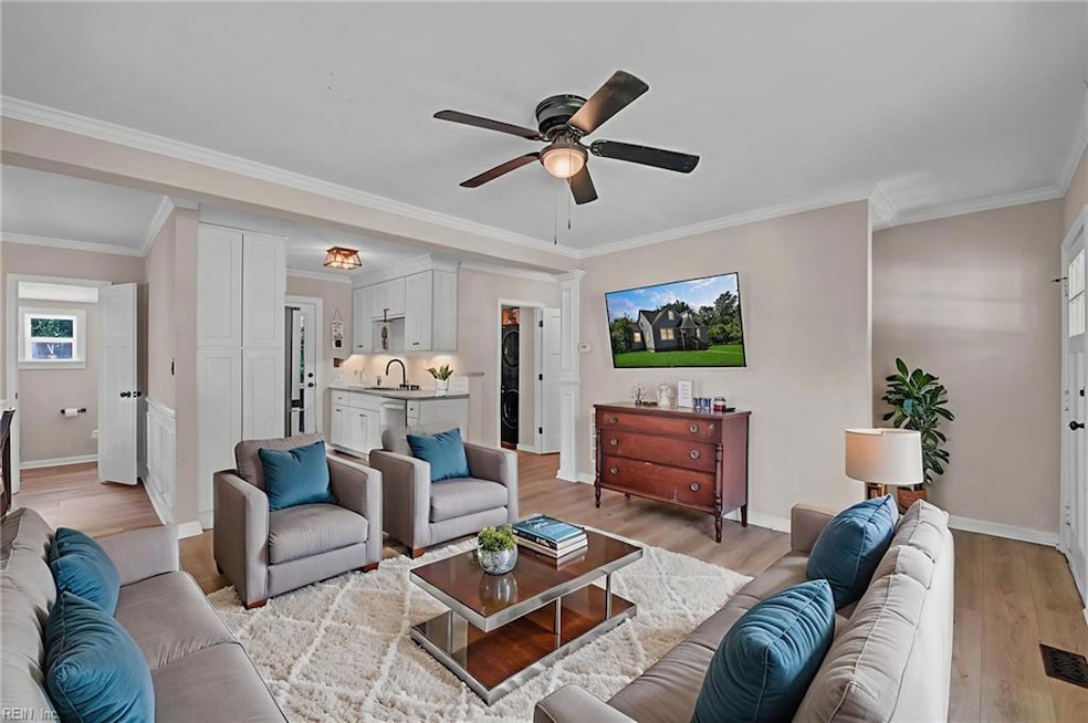 1006 de Gaule St, Newport News, VA 23605 - photo 1