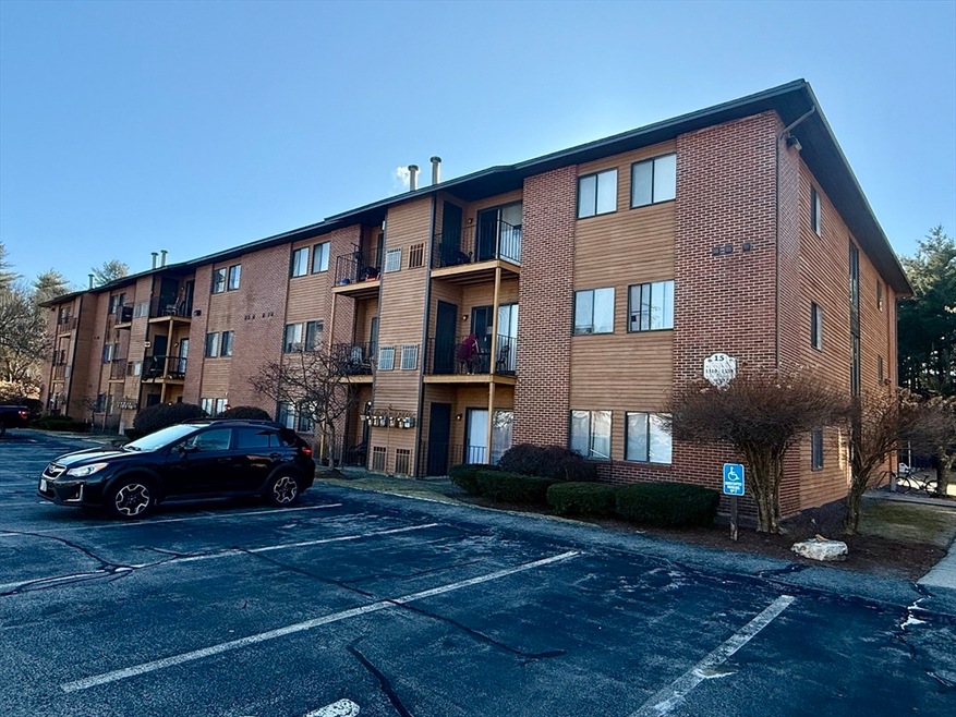 15 Blackstone Dr unit 36, Nashua, NH 03063 - photo 1