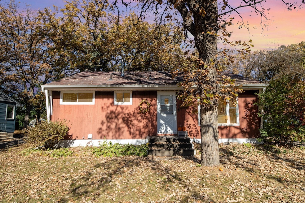 5344 52nd Ave N, Minneapolis, MN 55429 - photo 1