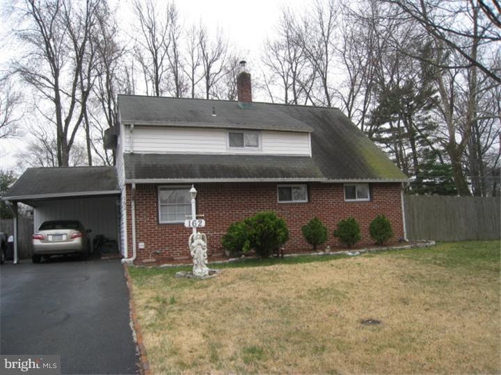162 Idlewild Rd, Levittown, PA 19057 - photo 1
