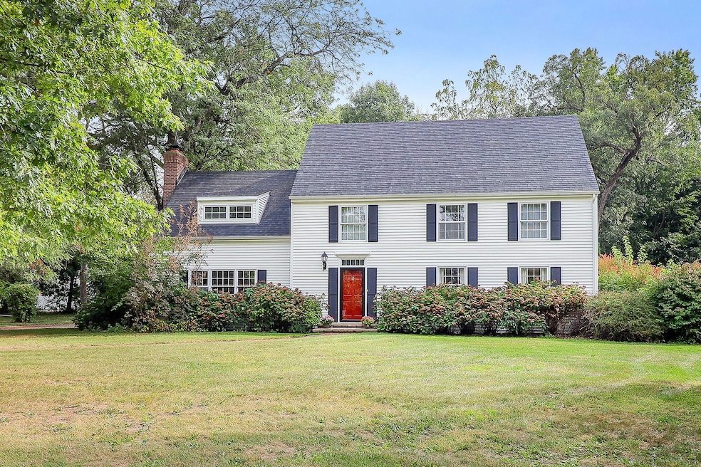 42W641 Jens Jensen Ln unit 2, Saint Charles, IL 60175 - photo 1