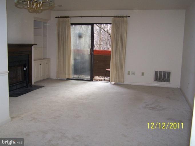 3842A Steppes Ct unit 3842 A, Falls Church, VA 22041 - photo 1