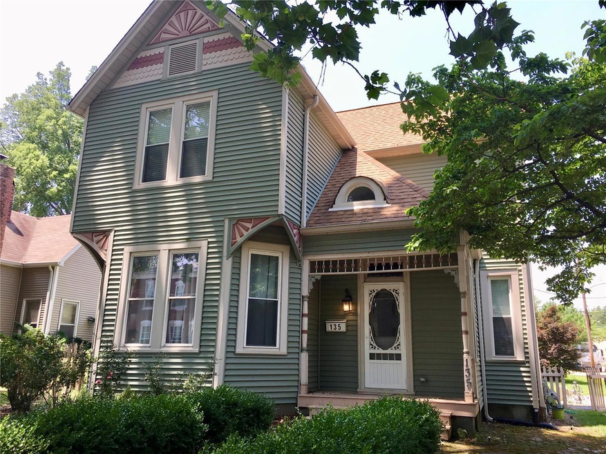 Beautiful fully renovated historic home on 4th Str