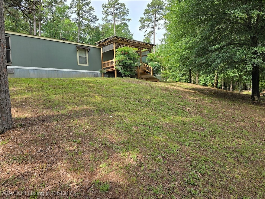 1601 Thompson Bay Lp