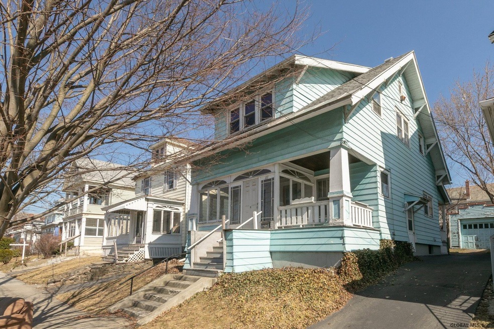 687 Washington Ave, Albany, NY 12206 - photo 1