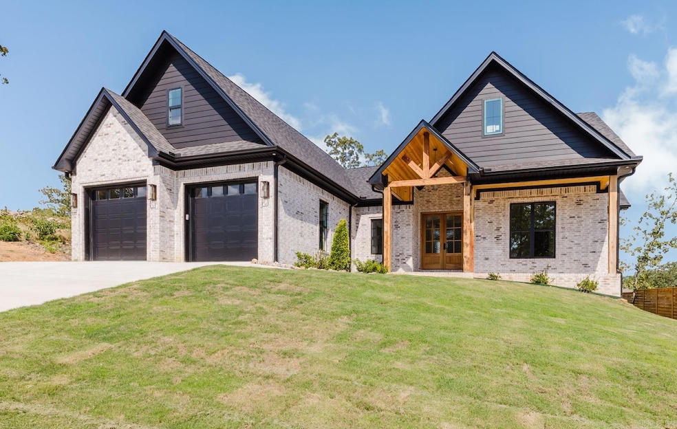 Under Contract $499,900 • Co-Listing Agent