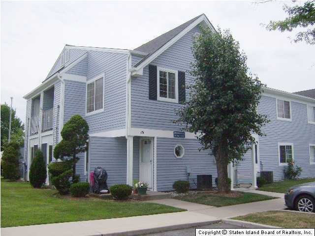 151 Gervil St unit 44, Staten Island, NY 10309 - photo 1