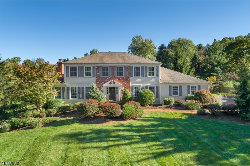 9 Coventry Rd, Mendham, NJ 07945 - photo 1