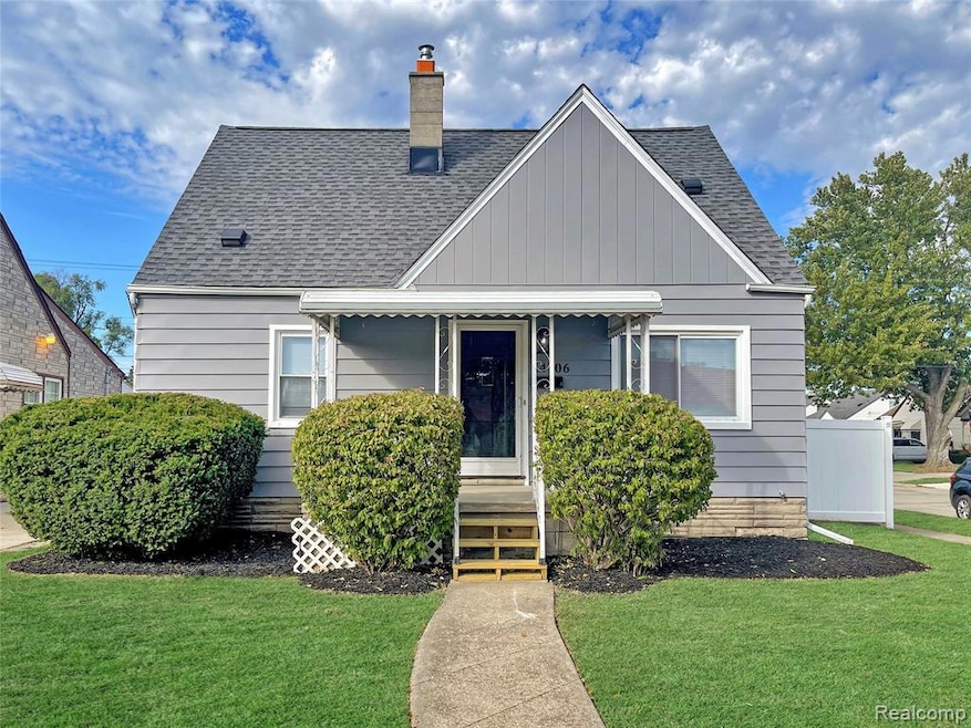 14706 Eureka Rd, Southgate, MI 48195 - photo 1