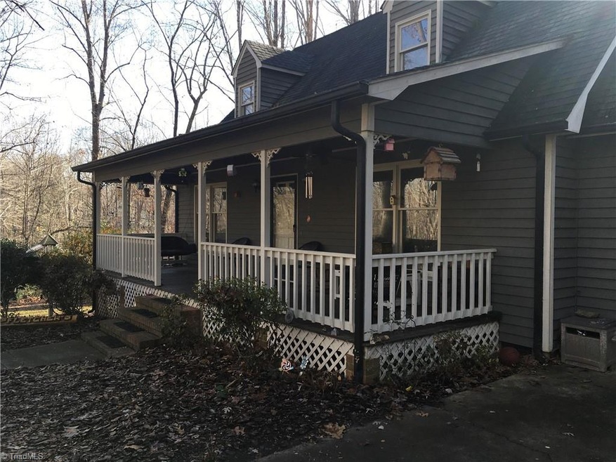 2693 Oak Hollow Dr, Asheboro, NC 27205 - photo 1