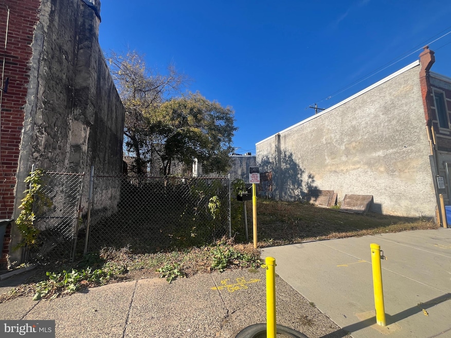 1302 06 S Harmony St, Philadelphia, PA 19146 - photo 1