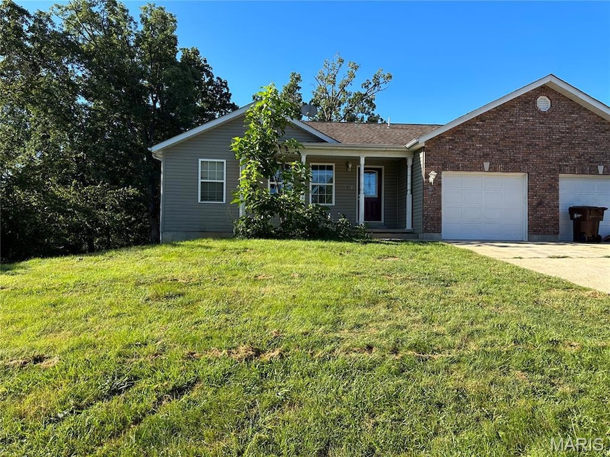 713 Tall Oaks Dr unit B, Saint Clair, MO 63077 - photo 1