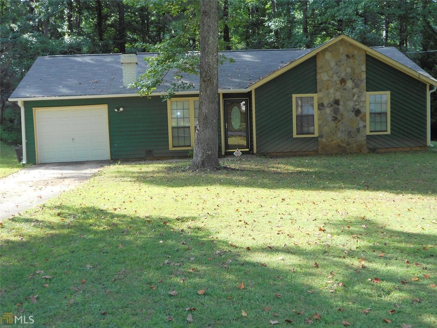 1829 Herringbone Hollow unit 71, Lithonia, GA 30058 - photo 1